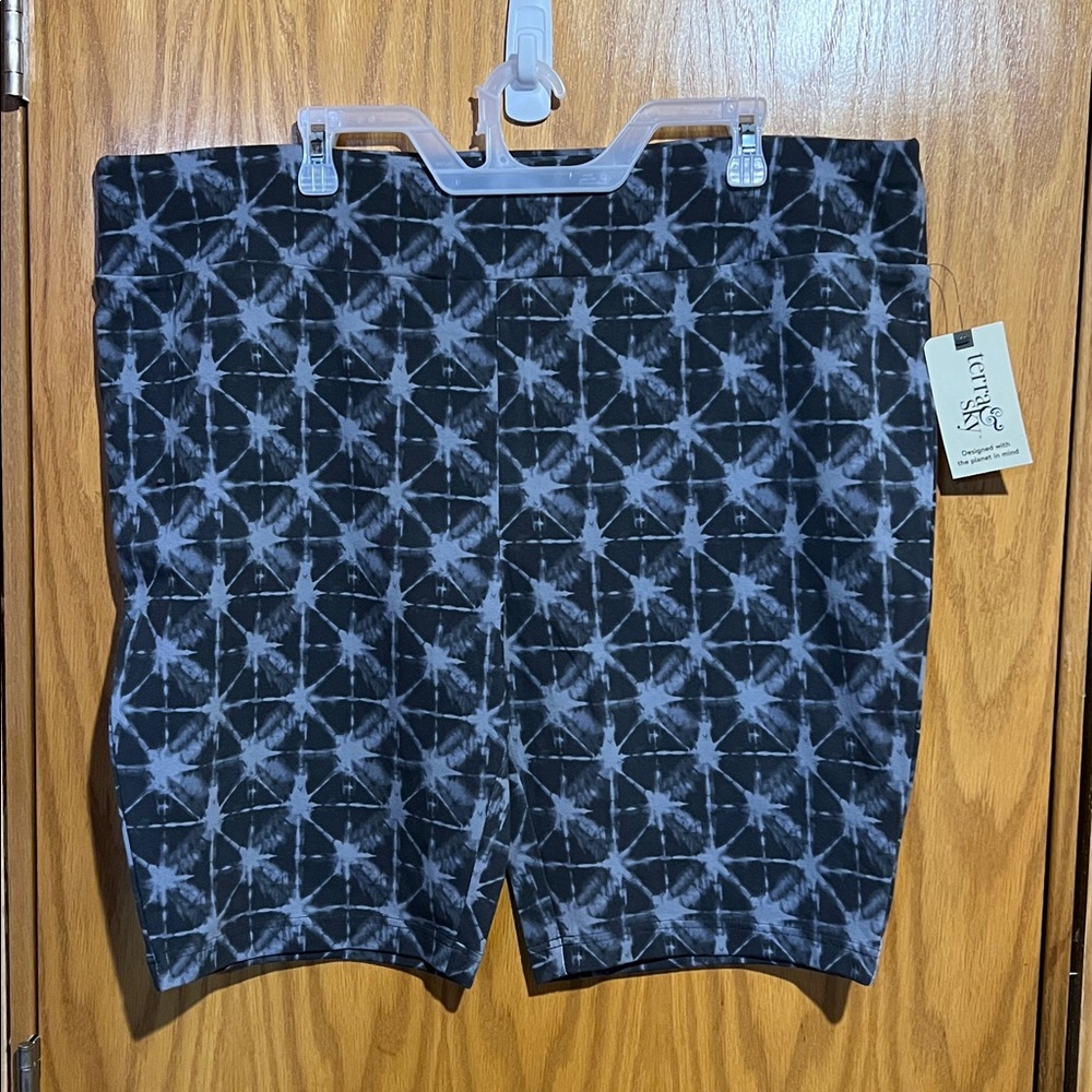 Terra & Sky Women’s Plus Biker Shorts, 9" Inseam